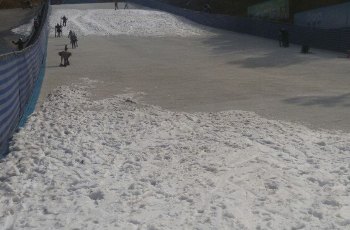 巨石山滑雪场