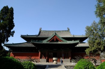 隆兴寺