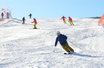 嵩顶滑雪场