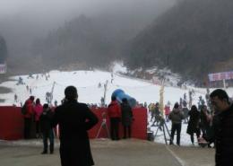 桃花冲滑雪世界