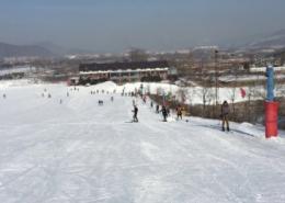 弓长岭温泉滑雪场