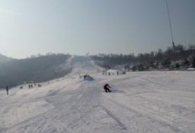 徂徕山滑雪场