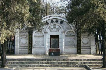 临汾烈士陵园