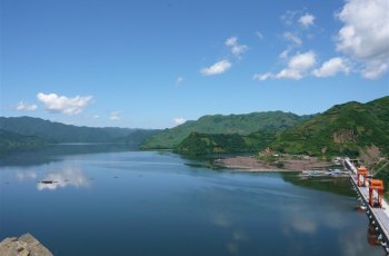 云峰湖旅游区