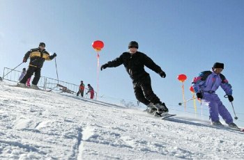 苏峪口滑雪场