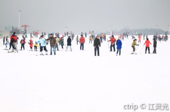 江南天池滑雪场