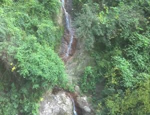松瀑山