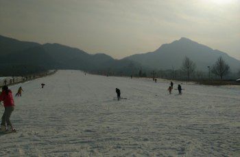 狂飚滑雪场