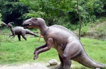 木化石恐龙园