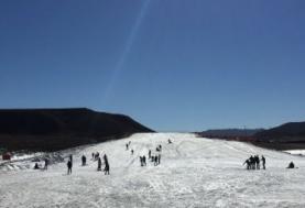 云峰滑雪场